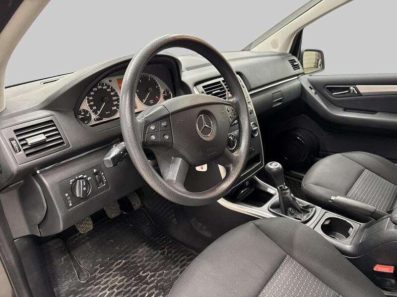 Mercedes-Benz B vaihtoauto