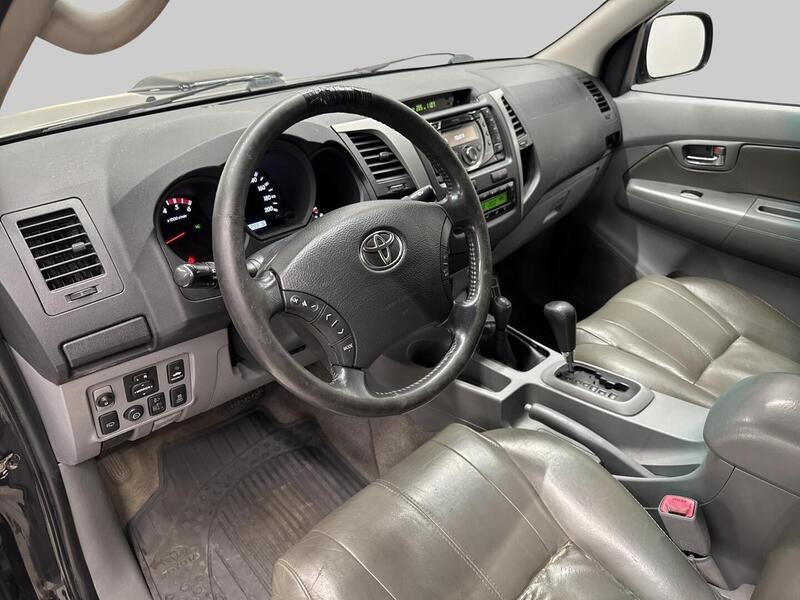 Toyota Hilux vaihtoauto
