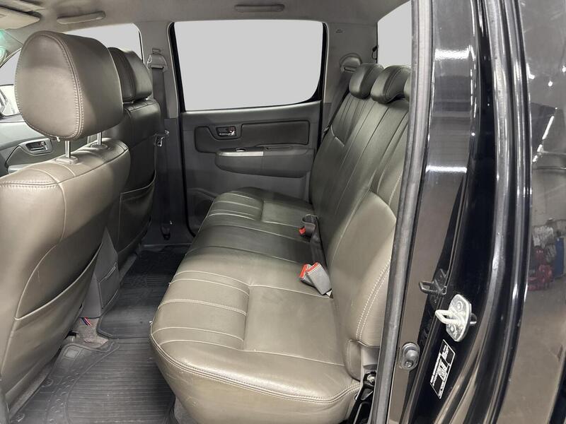 Toyota Hilux vaihtoauto