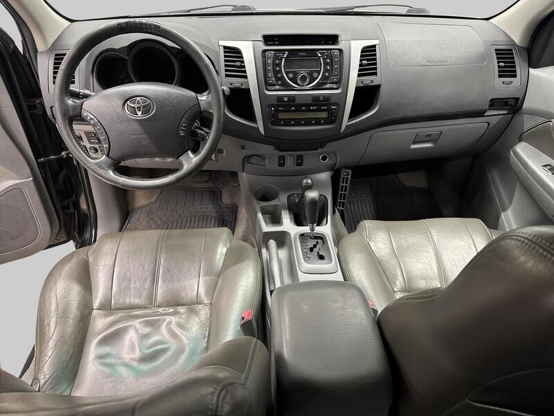 Toyota Hilux vaihtoauto