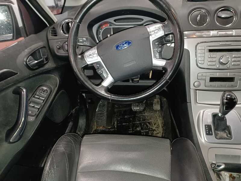 Ford S-MAX vaihtoauto