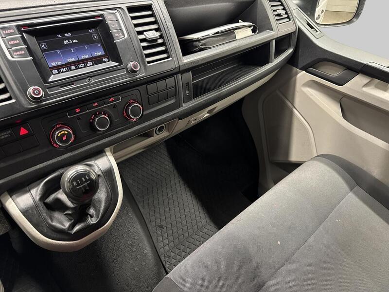 Volkswagen Transporter vaihtoauto