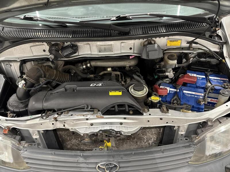 Toyota Hiace vaihtoauto