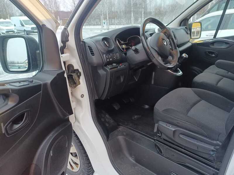 Renault Trafic vaihtoauto