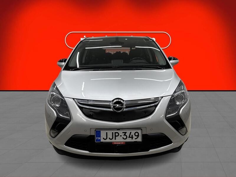 Opel Zafira Tourer vaihtoauto