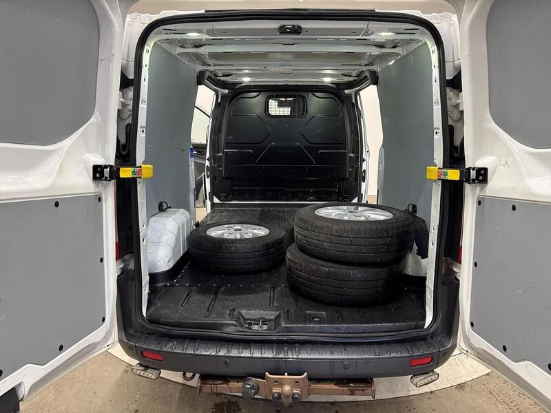 Ford Transit Custom vaihtoauto