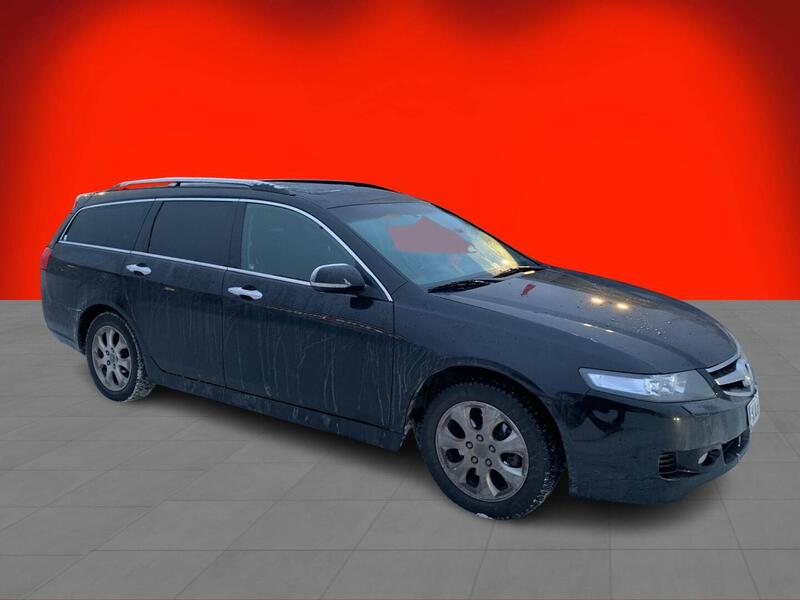 Honda Accord vaihtoauto