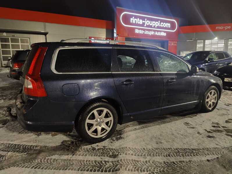 Volvo V70 vaihtoauto