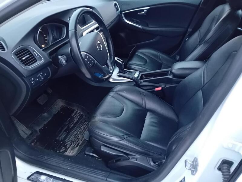 Volvo V40 vaihtoauto