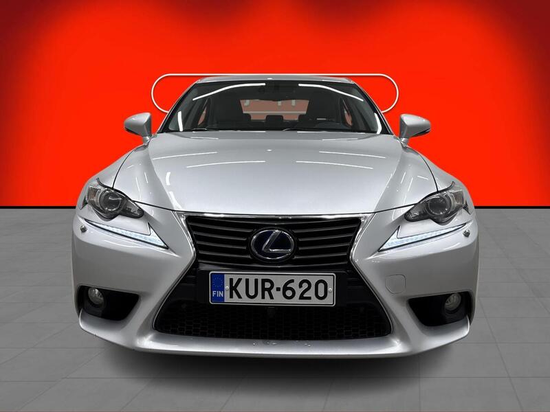 Lexus IS vaihtoauto