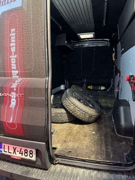 Ford Transit vaihtoauto