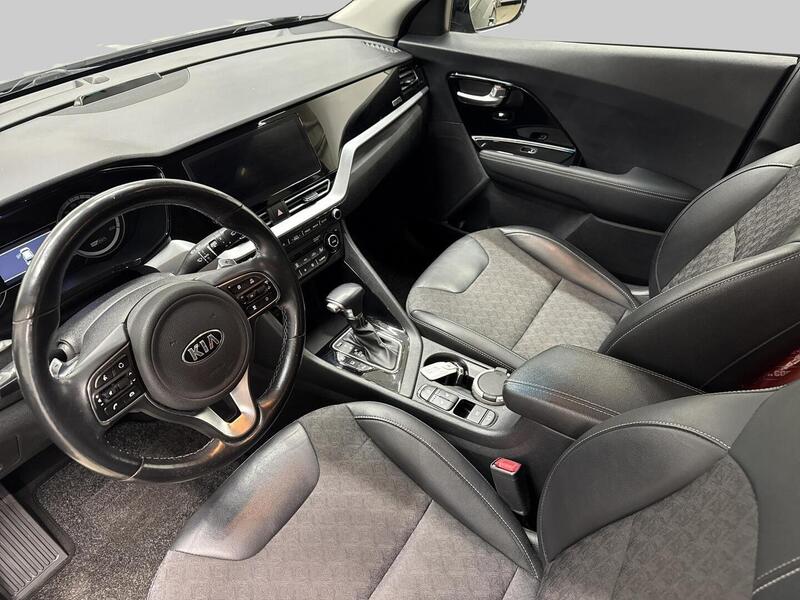 Kia Niro plug-in vaihtoauto