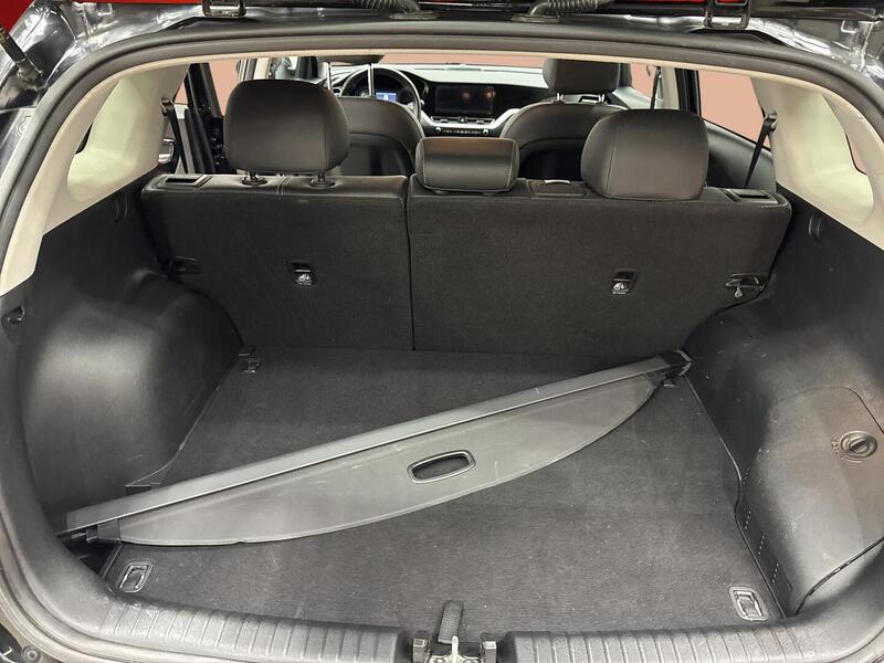 Kia Niro plug-in vaihtoauto