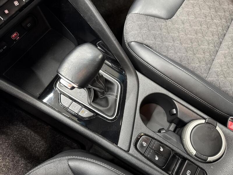 Kia Niro plug-in vaihtoauto