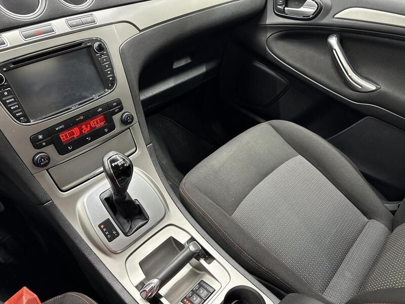 Ford Galaxy vaihtoauto