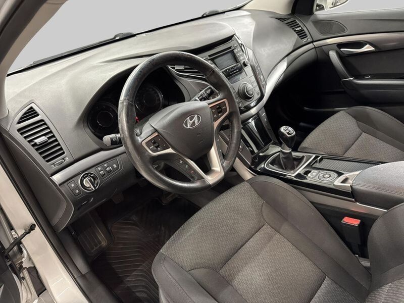 Hyundai i40 vaihtoauto