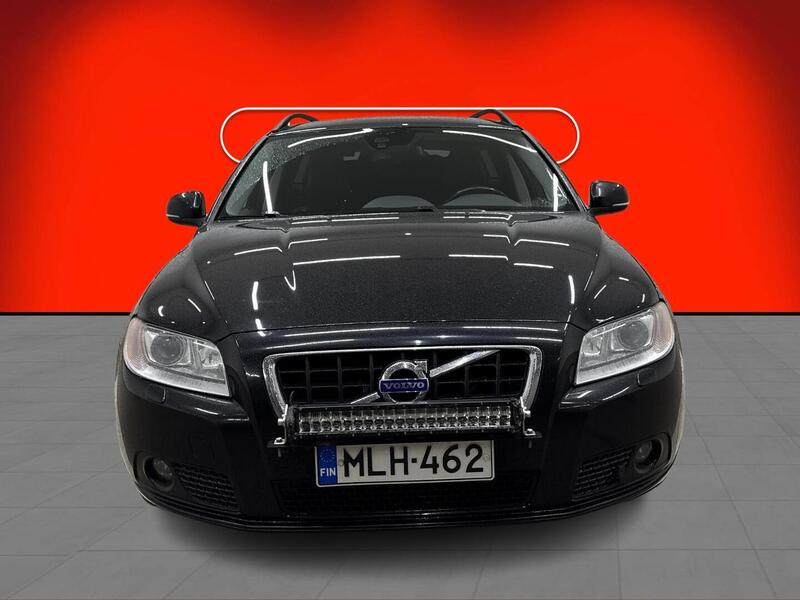 Volvo V70 vaihtoauto