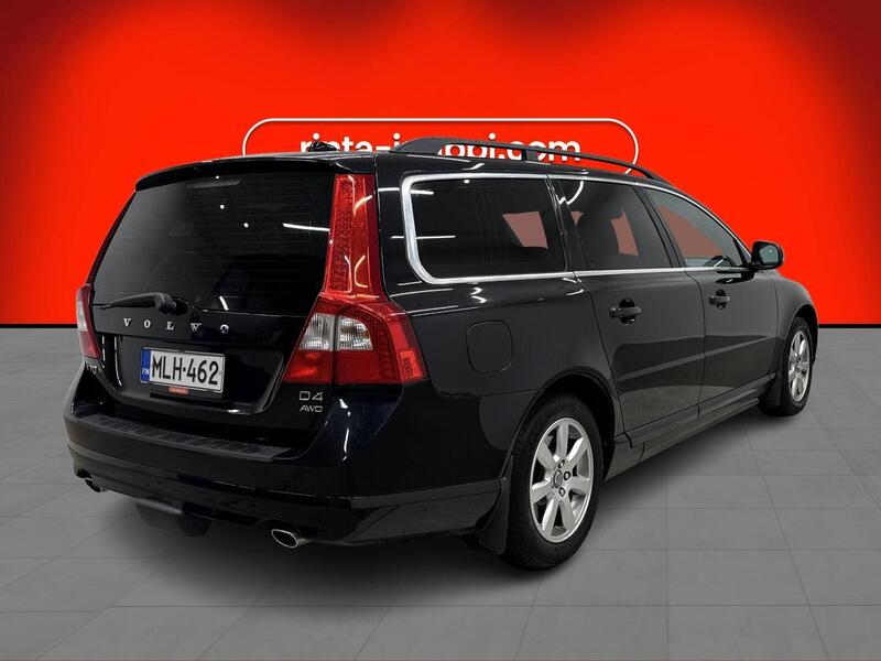 Volvo V70 vaihtoauto