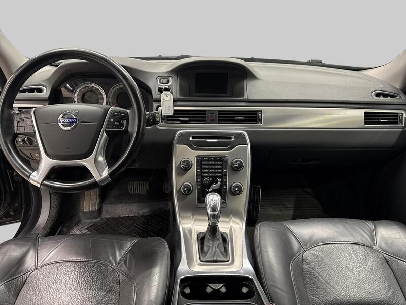 Volvo V70 vaihtoauto