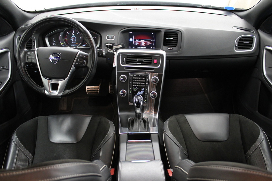 Volvo V60 vaihtoauto