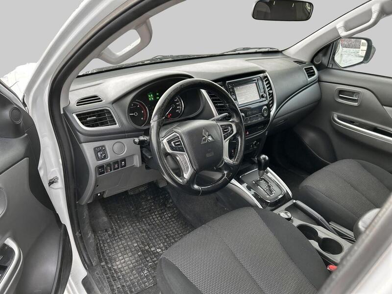 Mitsubishi L200 vaihtoauto