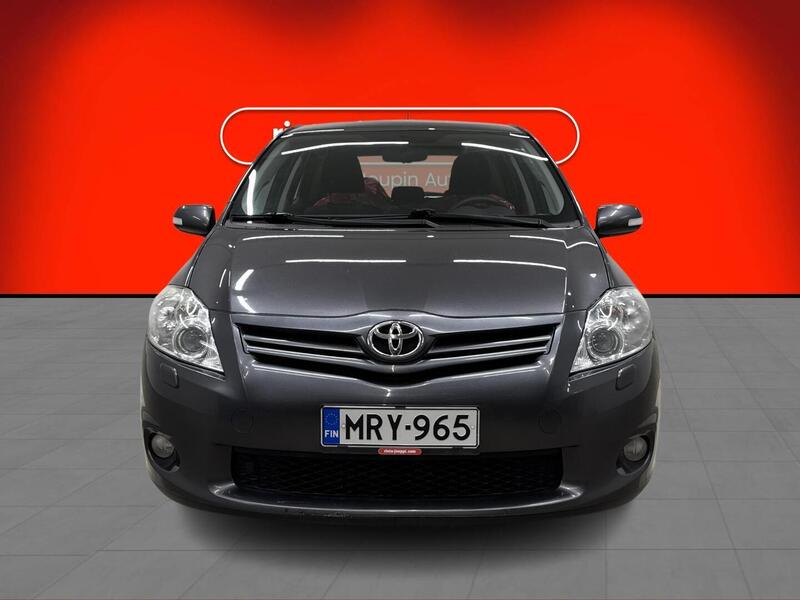 Toyota Auris vaihtoauto