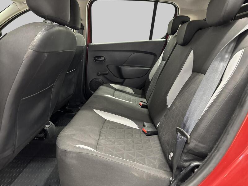 Dacia Sandero vaihtoauto