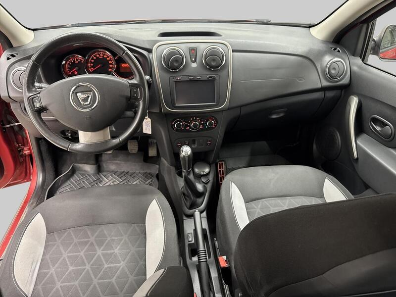 Dacia Sandero vaihtoauto