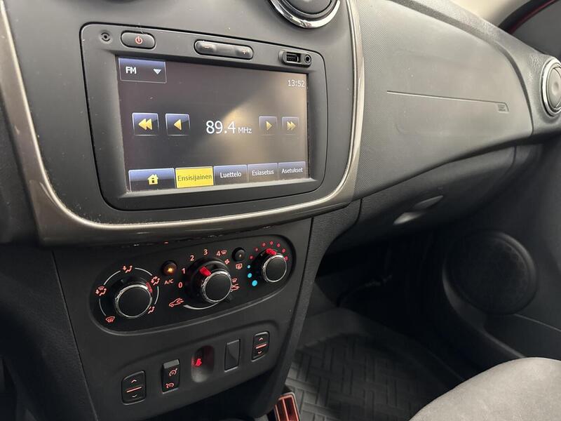 Dacia Sandero vaihtoauto