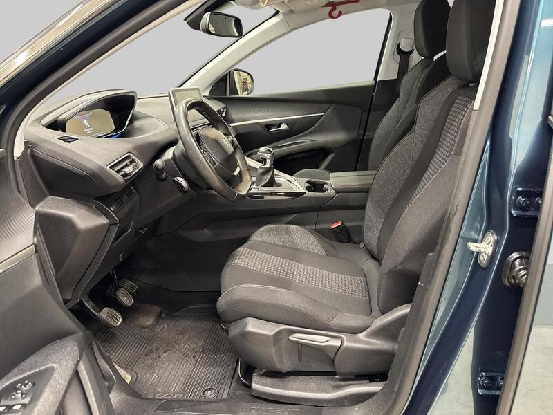 Peugeot 5008 vaihtoauto