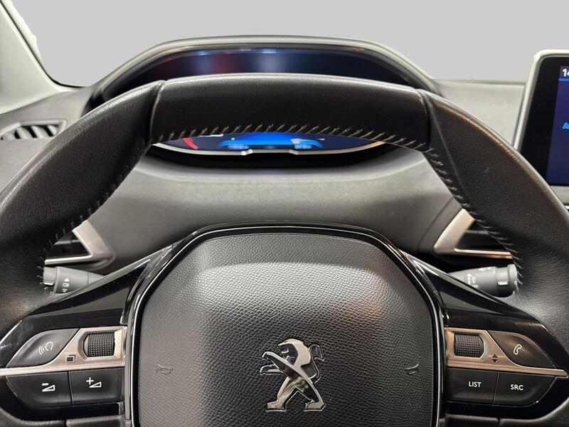 Peugeot 5008 vaihtoauto