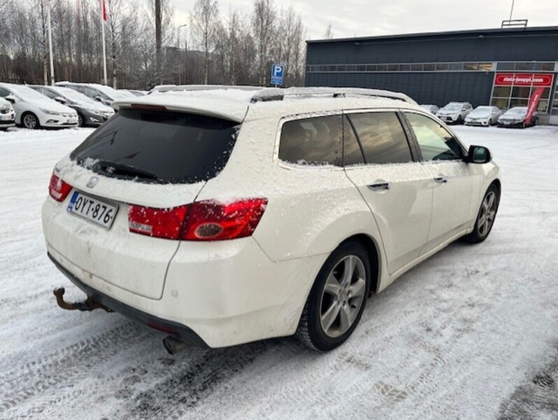 Honda Accord vaihtoauto