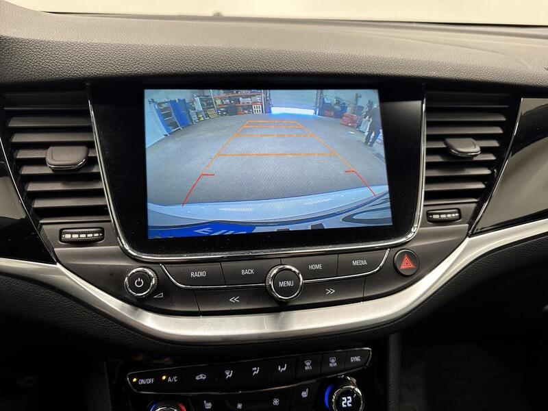 Opel Astra vaihtoauto