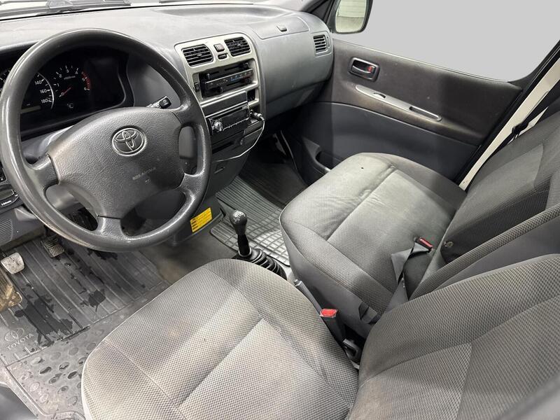 Toyota Hiace vaihtoauto