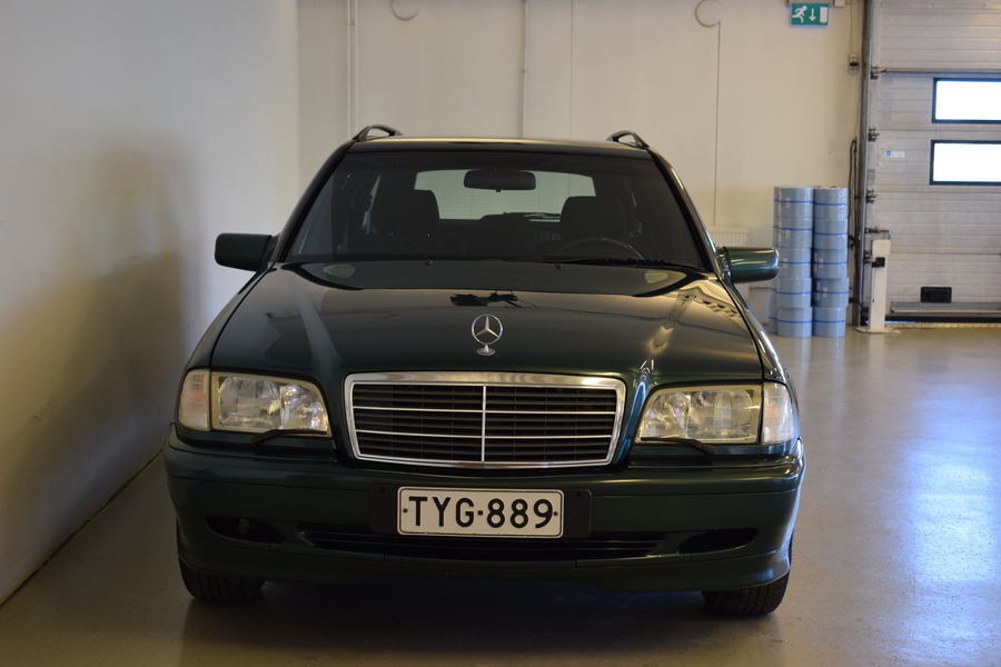 Mercedes-Benz C vaihtoauto