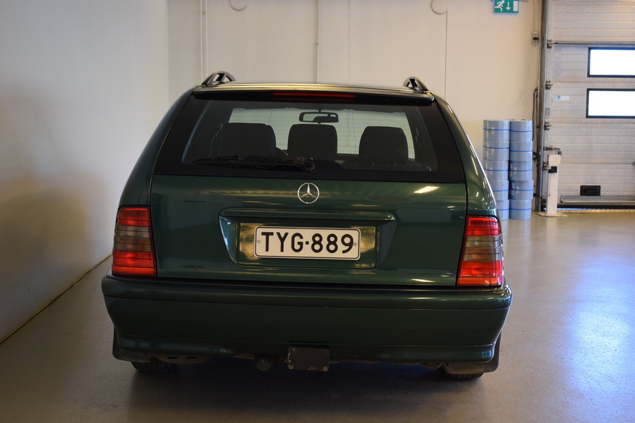 Mercedes-Benz C vaihtoauto