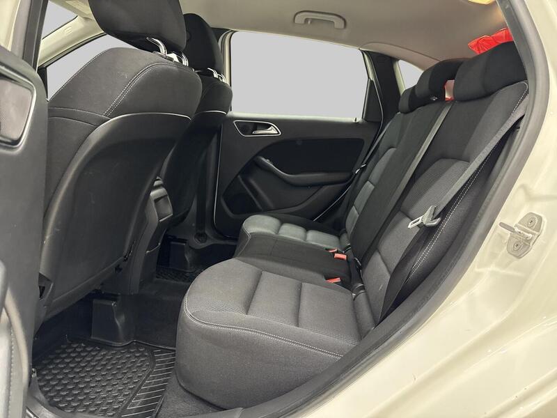 Mercedes-Benz B vaihtoauto