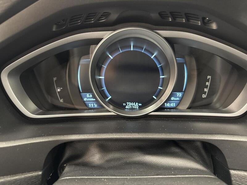 Volvo V40 Cross Country vaihtoauto