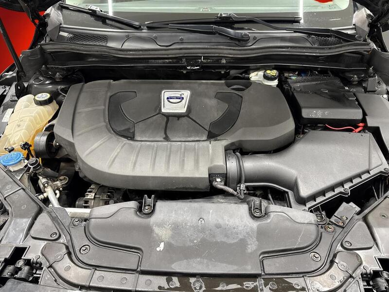 Volvo V40 Cross Country vaihtoauto