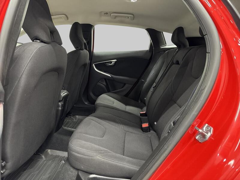 Volvo V40 vaihtoauto