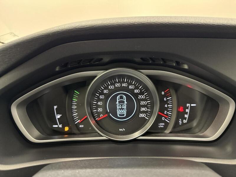 Volvo V40 vaihtoauto