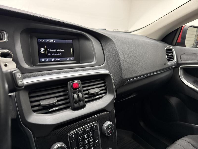 Volvo V40 vaihtoauto