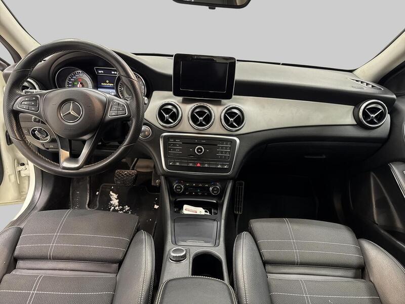 Mercedes-Benz GLA vaihtoauto