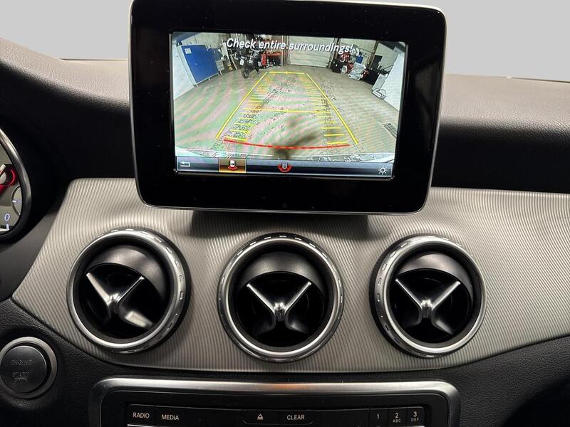 Mercedes-Benz GLA vaihtoauto