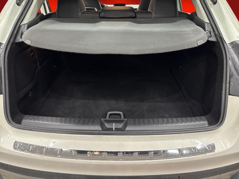 Mercedes-Benz GLA vaihtoauto