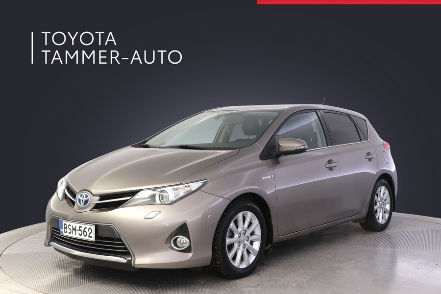 Toyota Auris vaihtoauto