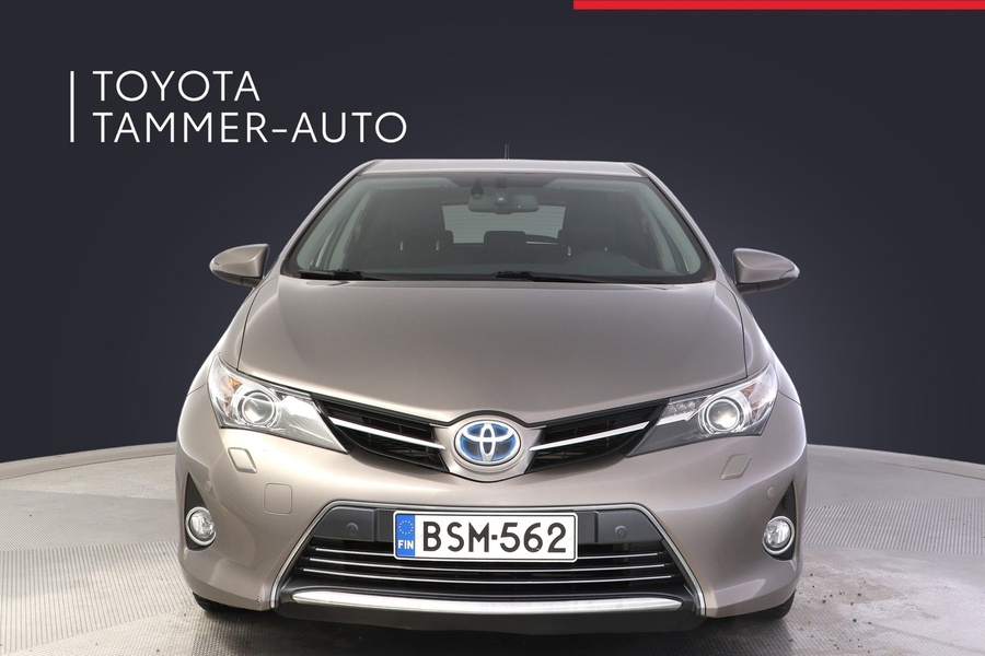 Toyota Auris vaihtoauto
