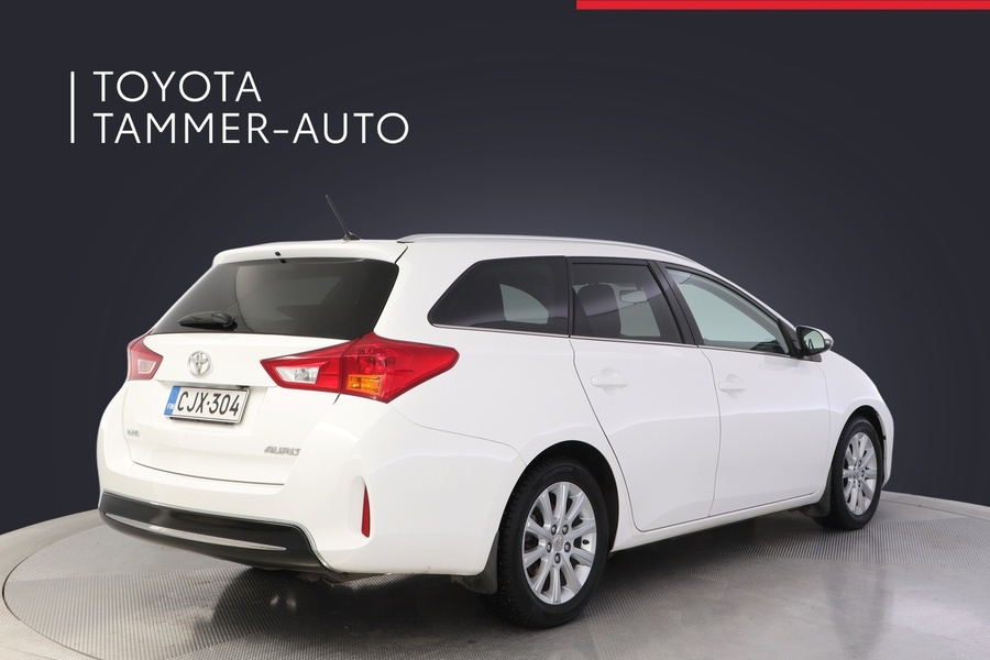 Toyota Auris vaihtoauto