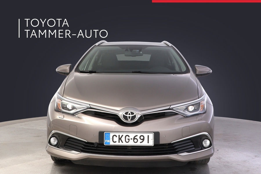 Toyota Auris vaihtoauto