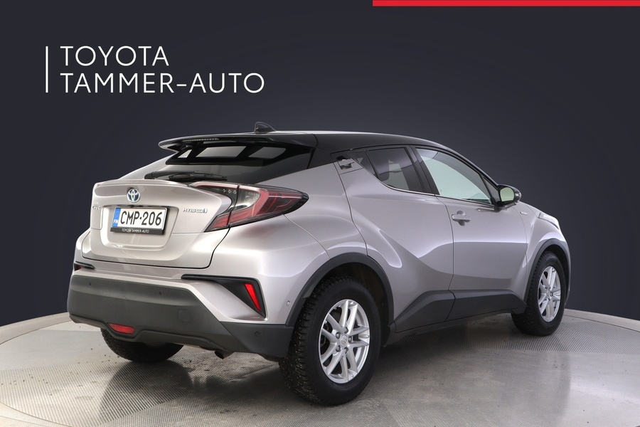 Toyota C-HR vaihtoauto